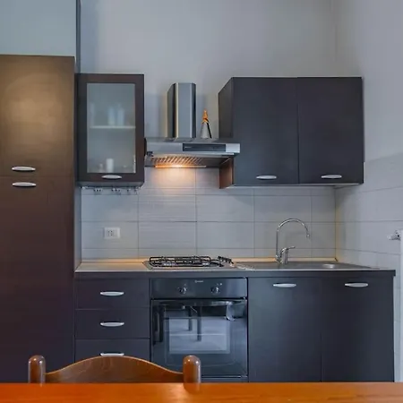 Balconi, Parcheggio, Nel Verde, Ac: + In La!* Apartment