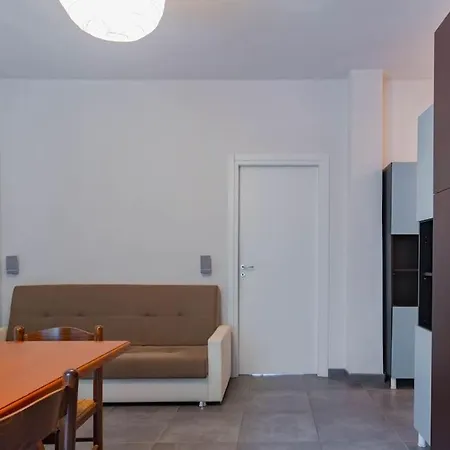 아파트 Balconi, Parcheggio, Nel Verde, Ac: + In La!* 토리노