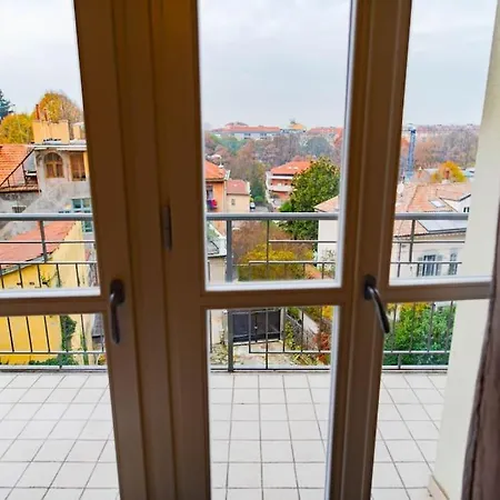 Balconi, Parcheggio, Nel Verde, Ac: + In La!* Apartment